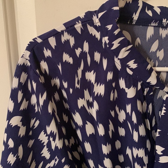 EUC Shein blue & white belted elastic waist v-neck collar with tie dress 4XL - Picture 4 of 13